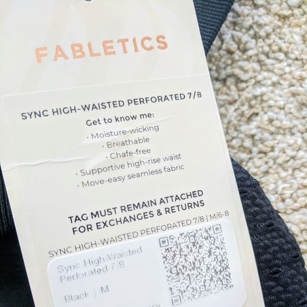 Black NWT Fabletics High Waist Leggings Mesh Side Panel Workout Yoga Activewear - Picture 8 of 9
